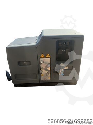 BÜHNEN 6040 – Klebstoff-Auftragssystem / Schmelzkleberaggregat + 4 Schläuche BÜHNEN 6040 – system aplikacji kleju Agregat klejowy + 4 węże