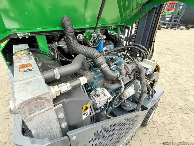 Four-way forklift Combilift CB3000 / TRIPLEX 4900MM / FREE LIFT