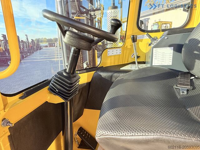 Four-way forklift Combilift C3000 GAS TRIPLEX 4900 FREE LIFT CABIN