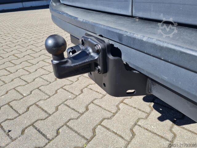 High top van VW Crafter 35 Kasten TDI MR L3H3 AHK KLIMA