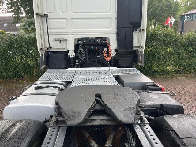 Standard-SZM DAF XF 450 FT