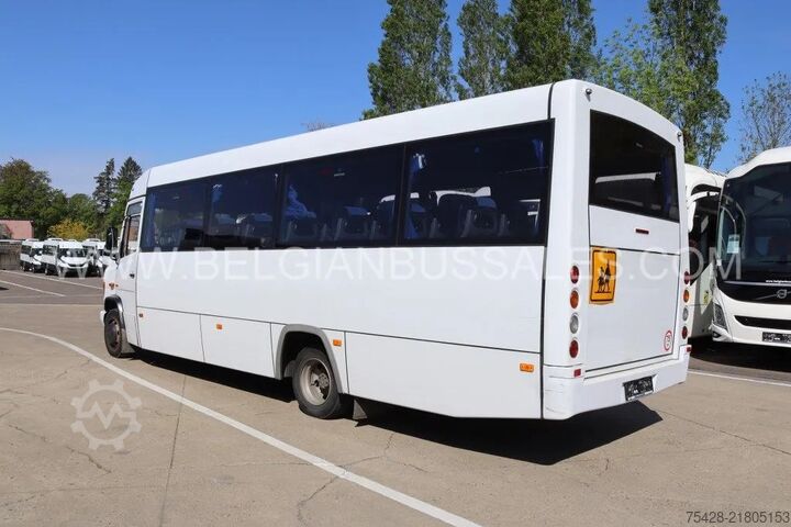 Minibus Mercedes-Benz Vario O813 / Automet Jupiter