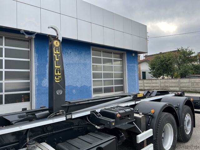 Abnehmbarer LKW Volvo FH 500