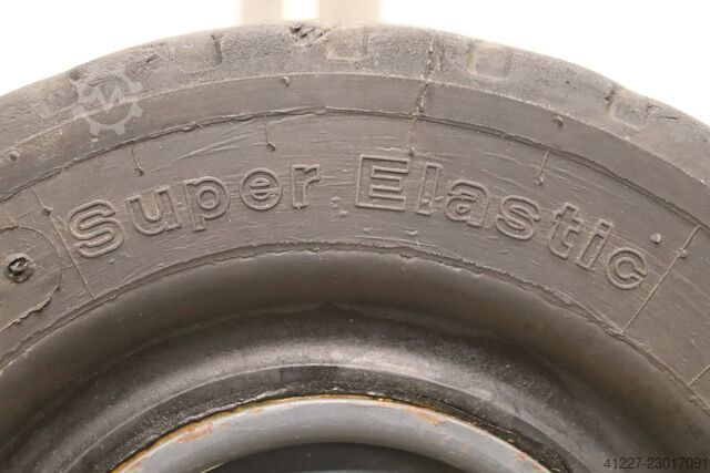 Solid rubber tires, 2 pieces ROTA / Reifen Günther 18x7-8  4.33 R-8