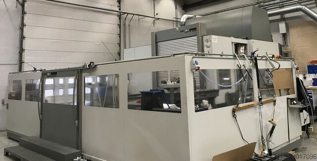5-Axis CNC universal machining center Deckel Maho DMC 200U
