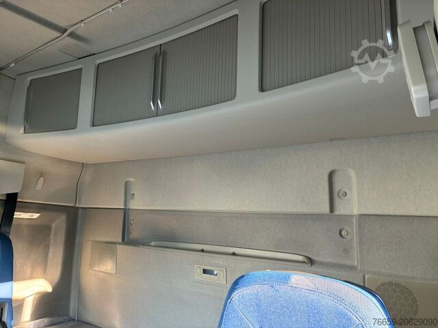 Standard tractor unit VOLVO VOLVO FH 460