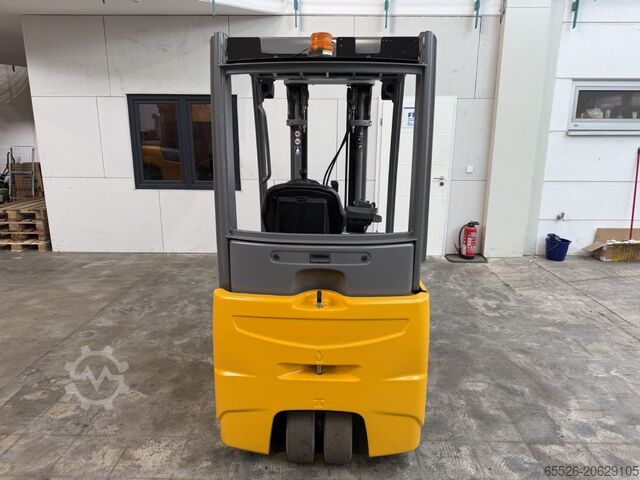 Electric 3-wheel forklift Jungheinrich EFG 216 k / 2127 Std.