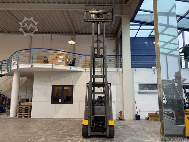 Elektro 4 Rad-Stapler Jungheinrich EFG 430 S / 5591 h / Container