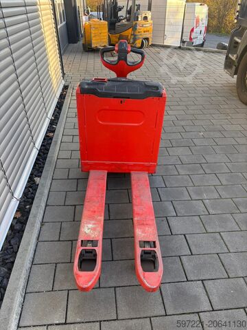 Electric Pallet Trucks Linde T16