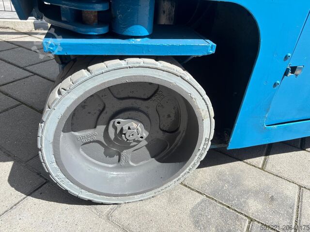 Scissor lift Genie GS2032