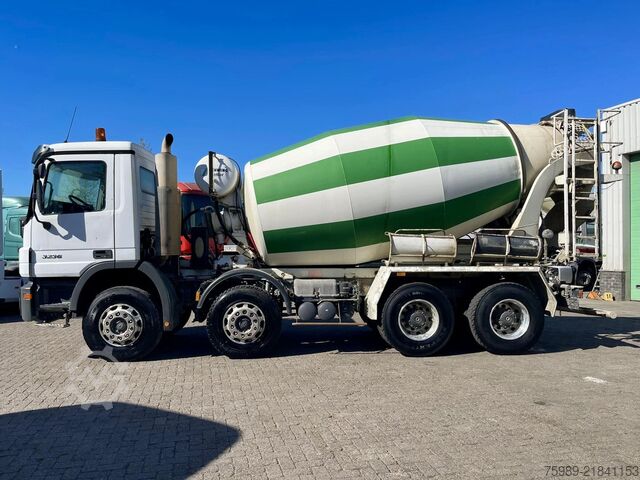 Blender Mercedes-Benz Actros 3236 8X4 Manual SCHWING Stetter, 10 m3 G...