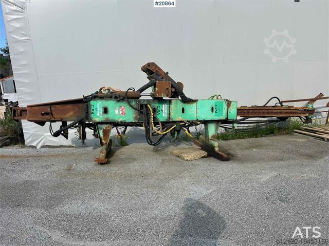 Construction equipment Montabert CPA500 derrick w/ hc 150 hammer