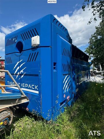 Construction equipment Tiger Depack HS 10 Biomachine