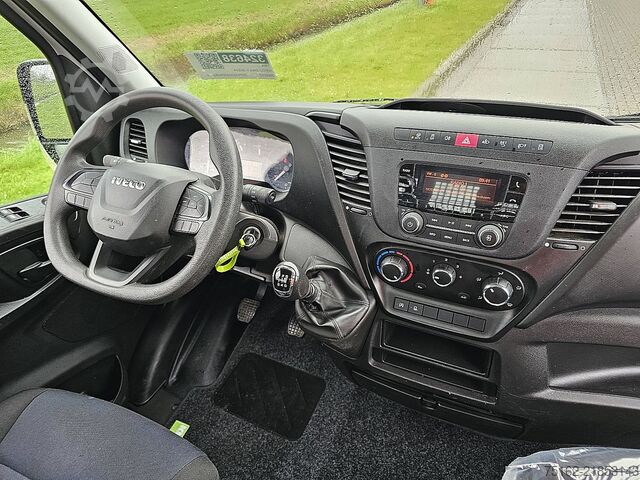 Loading platform IVECO DAILY 35S14 L3 Open Laadbak