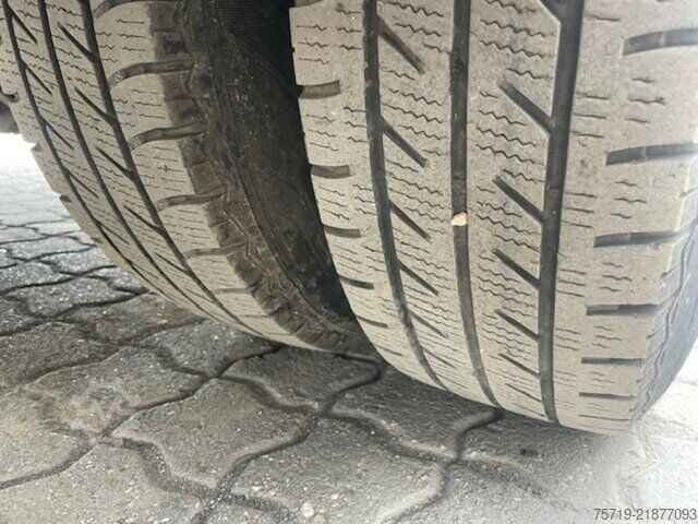 Van Ford Transit 2,2 Doka 7-Sitze
