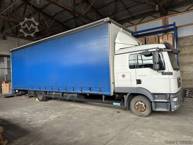 Flatbed truck with tarp man TGL 12.250 Pritsche 4x2 BL, Motorschaden