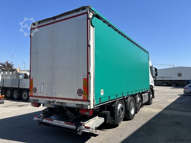 Flatbed truck with tarp Iveco Stralis 480