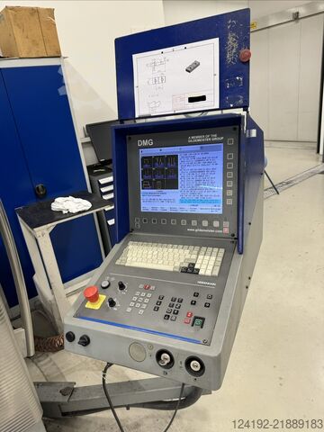 Universal vertical machining center DECKEL MAHO DMU 50 T
