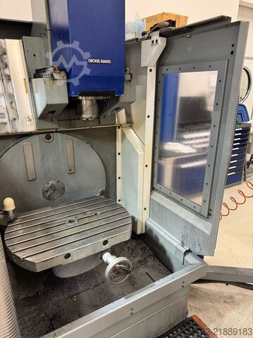 Universal vertical machining center DECKEL MAHO DMU 50 T