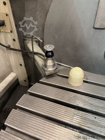 Universal vertical machining center DECKEL MAHO DMU 50 T