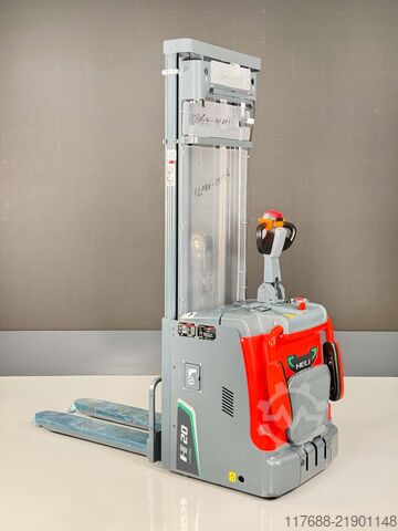 High lift truck driver Heli Heli CDD20-A2 A2FLIH