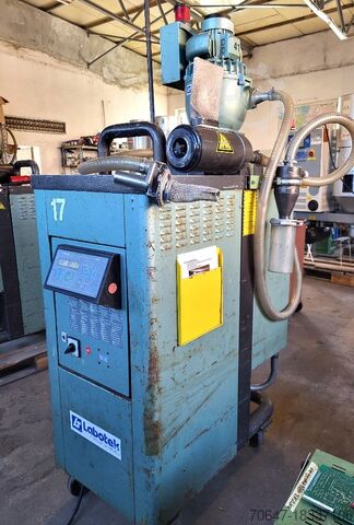Dry air dryer with material extractor Labotek DDM 120 ALB