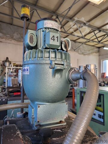 Dry air dryer with material extractor Labotek DDM 120 ALB