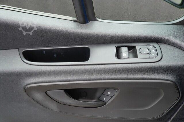 High top van Mercedes-Benz Sprinter 517 CDI Hochdach