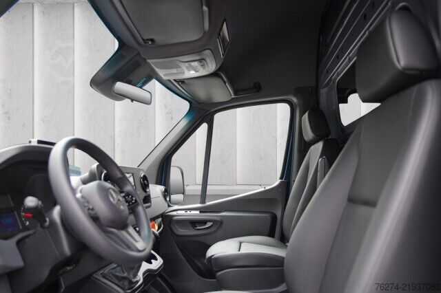 High top van Mercedes-Benz Sprinter 517 CDI Hochdach