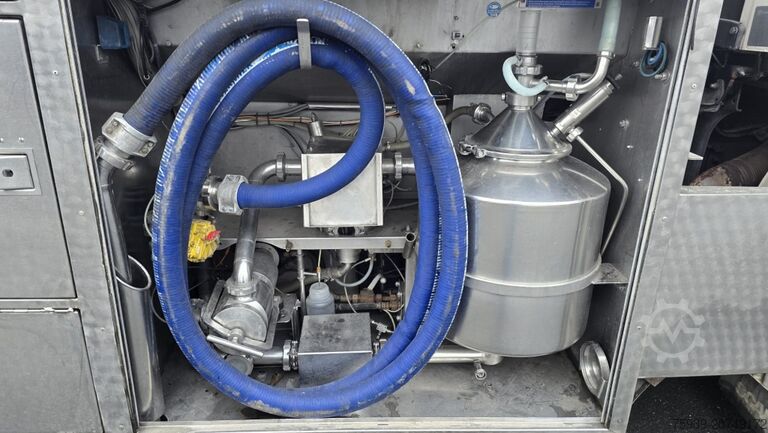 Tanker truck Scania P 440 6x2  Rechtslenker