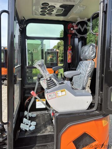 Mini excavator with full cab & heating Tec Point - 1,8t Klasse Minibagger NEU! Schnellwechsler und 3 Schaufeln im Set
