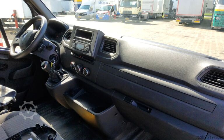 Chassis with cab Renault Master 165.35 "CHASSIS" RTWD DL WIELBASIS 4.33 ...
