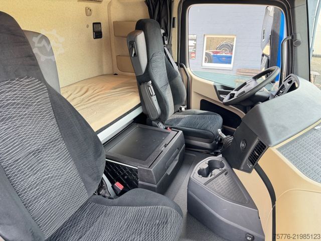 Standard tractor unit MERCEDES-BENZ 1842 Actros 4   2-Wege Hydraulic  Retarder