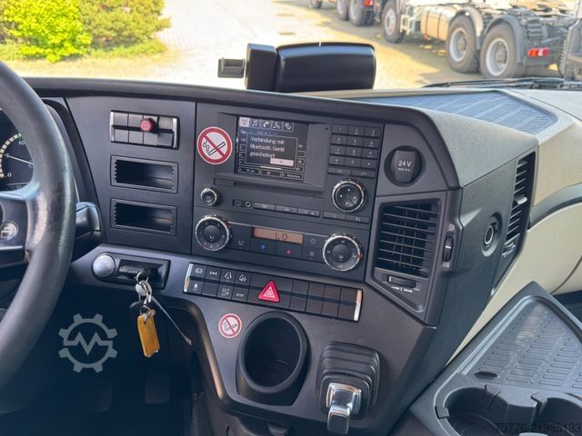 Standard tractor unit MERCEDES-BENZ Mercedes-Benz 1842 Actros 4   Retarder  TOP