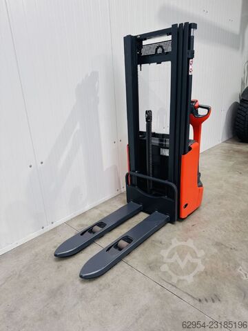 Hochhubwagen Linde L 10 Triplex original 94h
