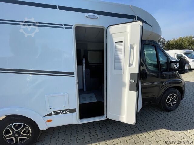 Teilintegriertes Wohnmobil ETRUSCO 6900 SB T | *Automatik, Hubbett elektr.*