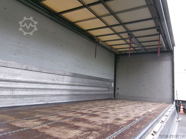 Beverage truck MERCEDES-BENZ 2530 L Antos*7,4m Schwenkwand*NLA*2 to LBW*AHK