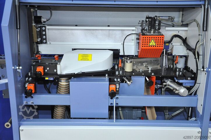 Kantenanleimmaschine mit Fuegen Hebrock F4