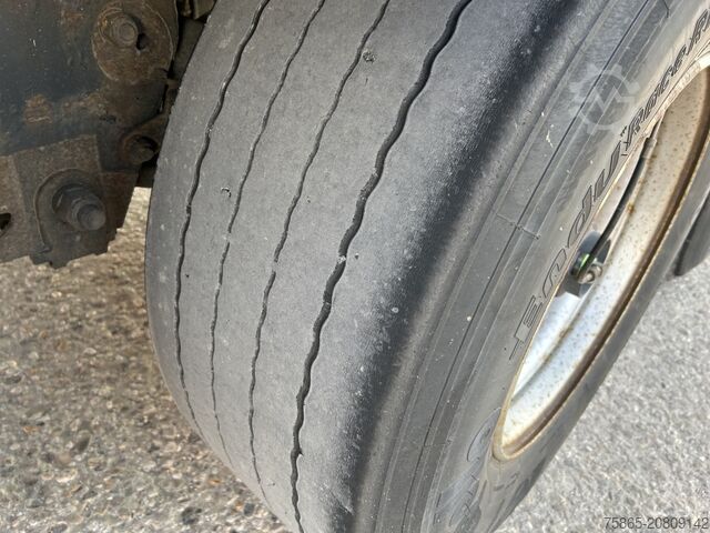 Schiebeplanen Krone Profi Liner / Curtainside / VALX Drum / NL Trailer