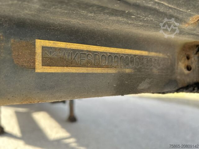 Schiebeplanen Krone Profi Liner / Curtainside / VALX Drum / NL Trailer