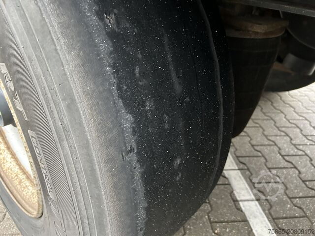 Schiebeplanen Krone Profi Liner / Curtainside / VALX Drum / NL Trailer