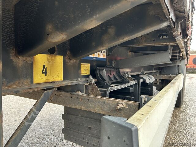 Schiebeplanen Krone Profi Liner / Curtainside / VALX Drum / NL Trailer