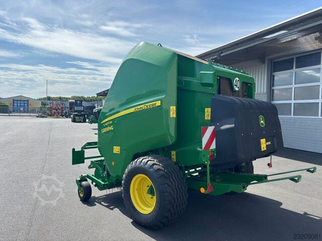 John Deere V451M John Deere V451M