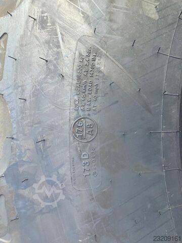 BKT AGRIMAX 710/70R42 BKT AGRIMAX 710/70R42