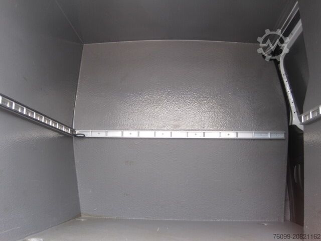 Sonderausbau-Transporter Peugeot Partner HDI Hygieneausbau 3-Sitzer M+S