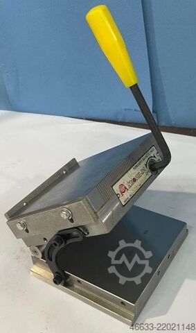 Sine magnetic chuck 150x150 fine pole. Matchling 