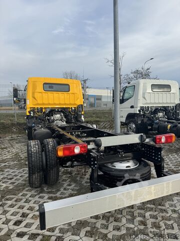 LKW-Fahrgestell Fuso CANTER 6C18 4X4 Fahrgestell