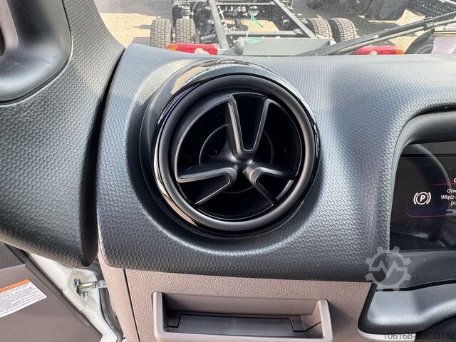 LKW-Fahrgestell Fuso CANTER 6C18 4X4 Fahrgestell