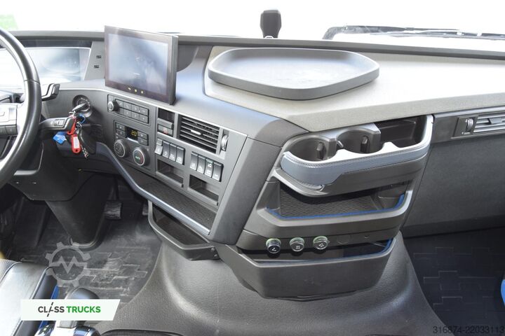 Standard tractor unit VOLVO FH 460 Globetrotter XL i-Save