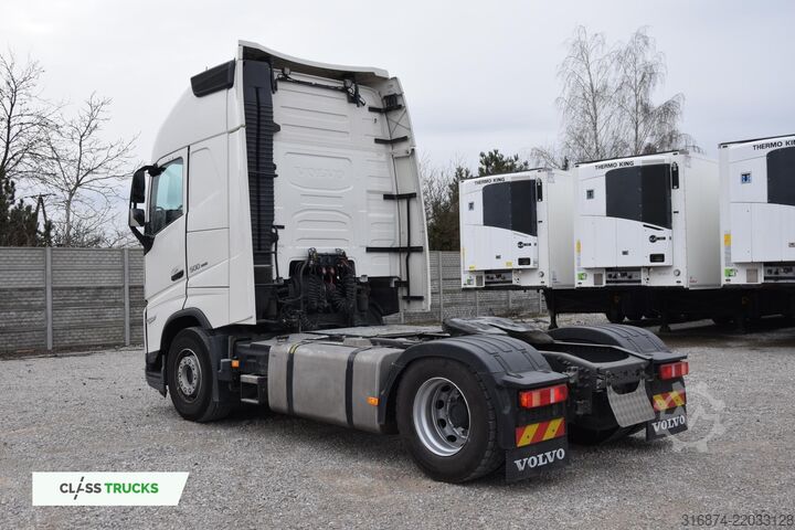 Standard tractor unit VOLVO FH 500 Globetrotter XL I-ParkCool ACC